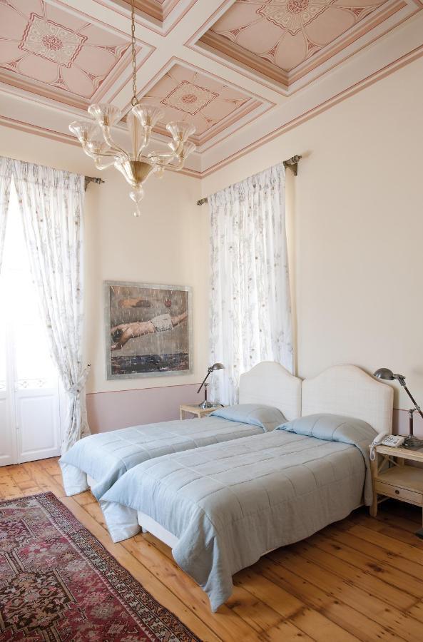 Hotel Ploes Ermoupoli Room photo